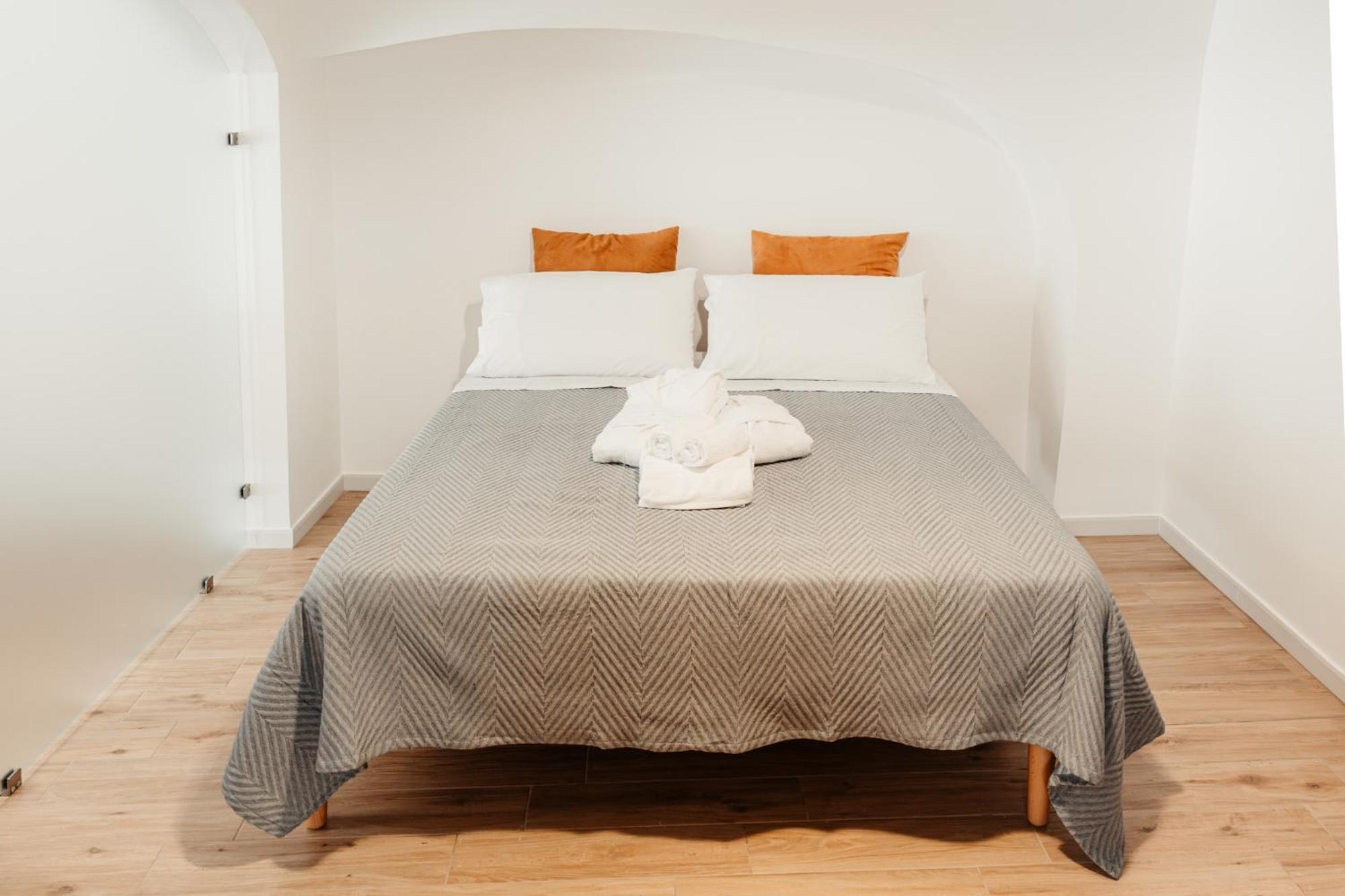 Aparthotel Camere Del Capitolo Bisceglie Exterior photo